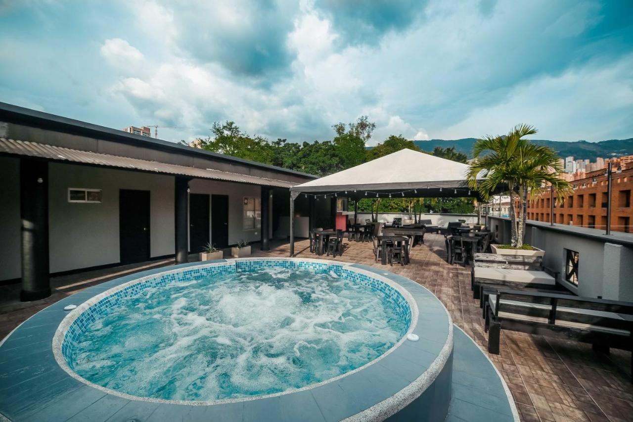 Tik By Bernalo Hotels Medellín Extérieur photo